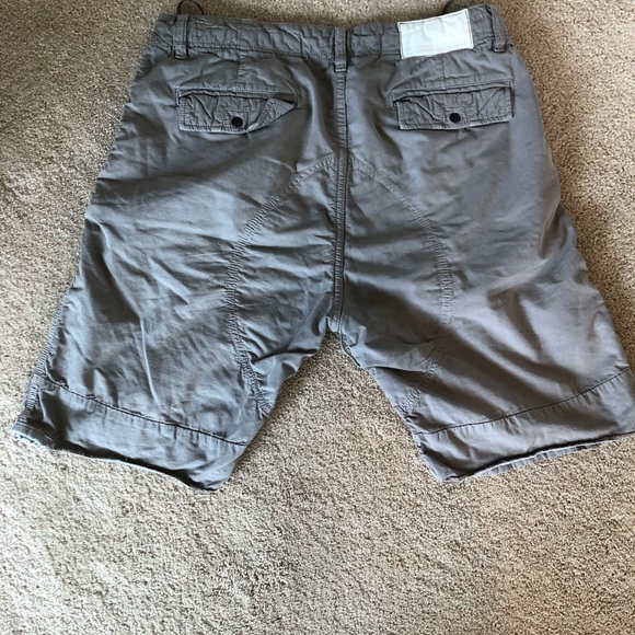 Men’s Ever casual shorts - Picture 2 of 3